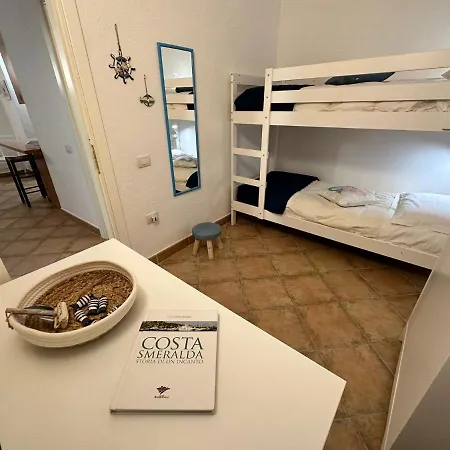 Lägenhet Insardinia House Trilocale A 200mt Dalla *